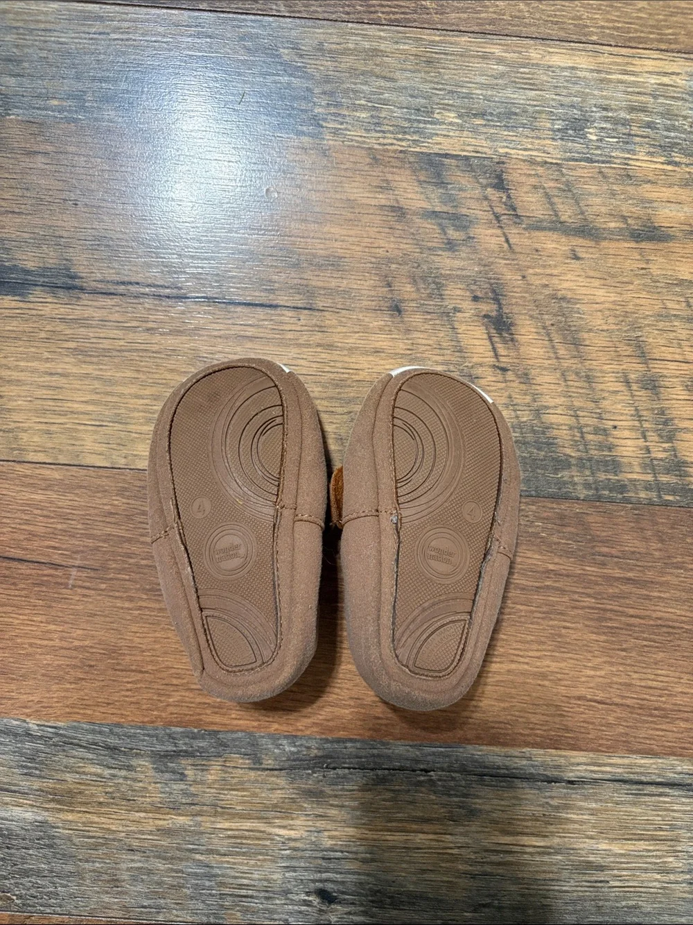 Wonder Nation Brown Bear Soft Sole Baby Shoes with Pink Cheeks